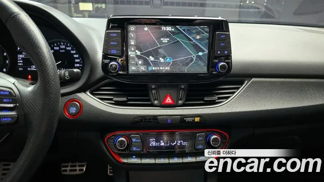 Hyundai i30 2018 — фото 16