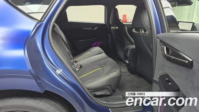 Kia EV6 2025 — фото 12
