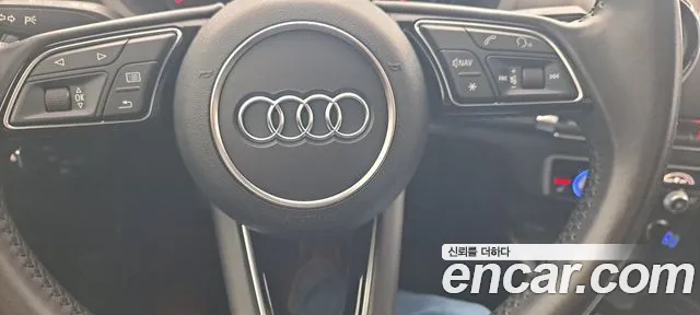 Audi A3 2018 — фото 17