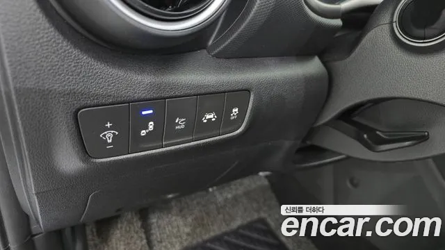 Hyundai Kona 2018 — фото 14