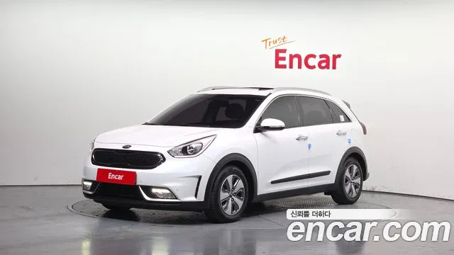 Kia Niro 2017 — фото 1