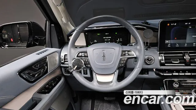Lincoln Navigator 2019 — фото 13