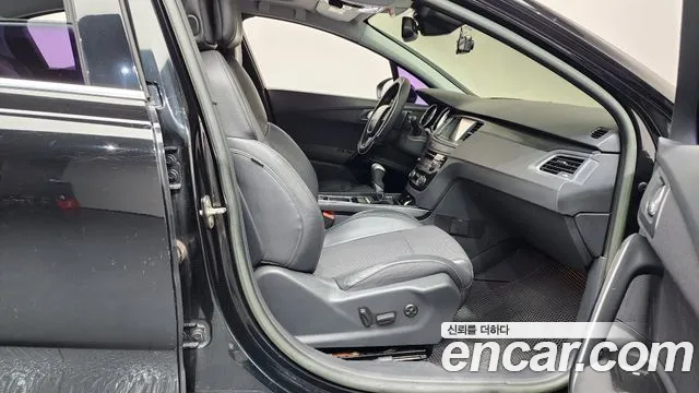 Peugeot 508 2014 — фото 11