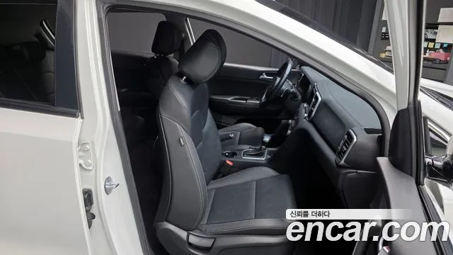 Kia Sportage 2018 — фото 12