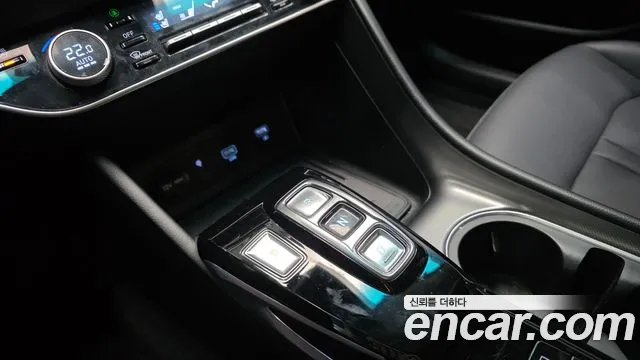 Hyundai Sonata 2022 — фото 9