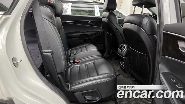 Kia Sorento 2015 — фото 12