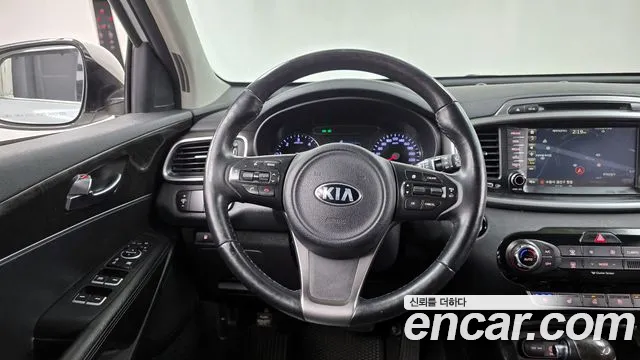 Kia Sorento 2015 — фото 13