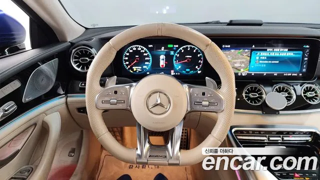 Mercedes-Benz AMG GT 2020 — фото 13