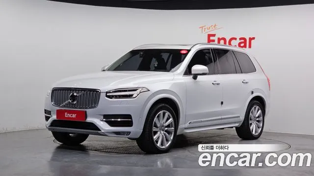 Volvo XC90 2017 — фото 1