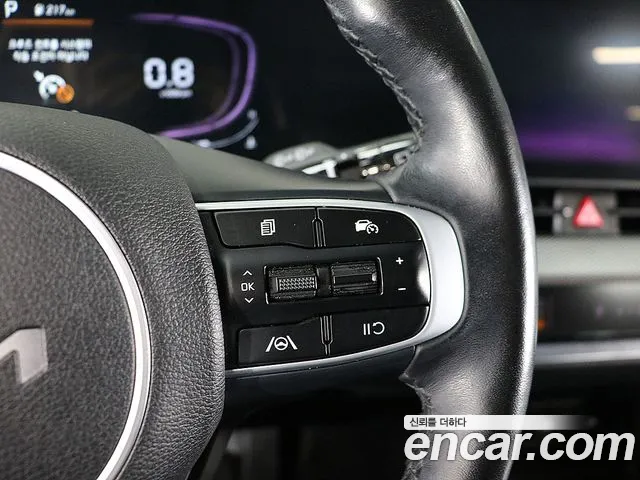 Kia Sportage 2023 — фото 10