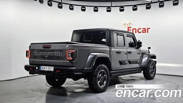 Jeep Gladiator 2022 — фото 2