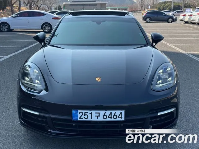 Porsche Panamera 2019 — фото 3