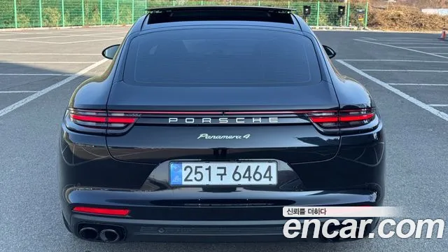Porsche Panamera 2019 — фото 8