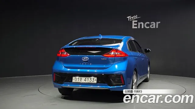 Hyundai Ioniq 2017 — фото 4