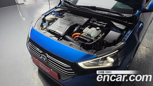 Hyundai Ioniq 2017 — фото 6