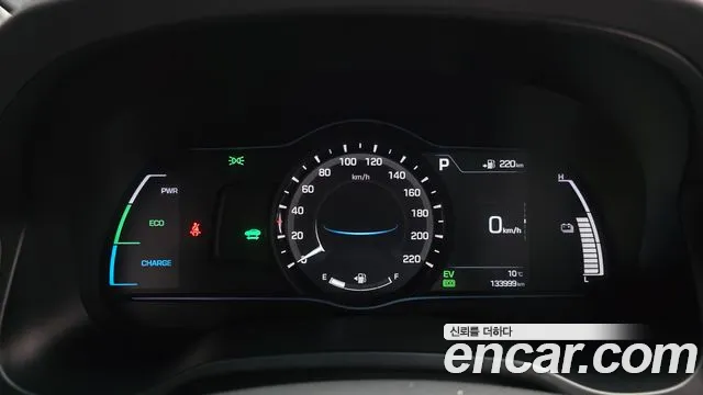 Hyundai Ioniq 2017 — фото 8