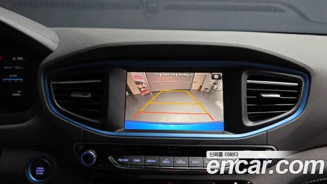 Hyundai Ioniq 2017 — фото 14