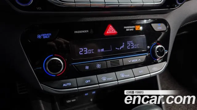 Hyundai Ioniq 2017 — фото 15