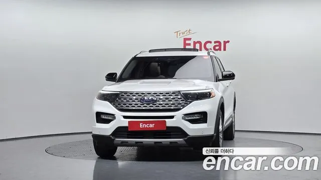 Ford Explorer 2023 — фото 3