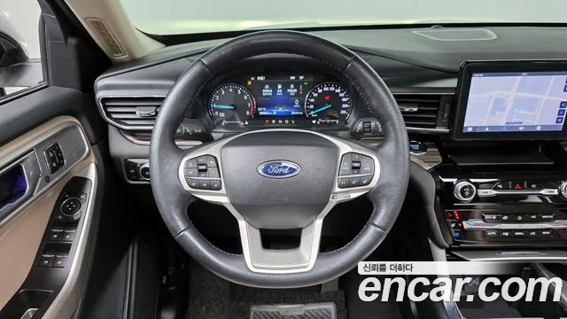 Ford Explorer 2023 — фото 13