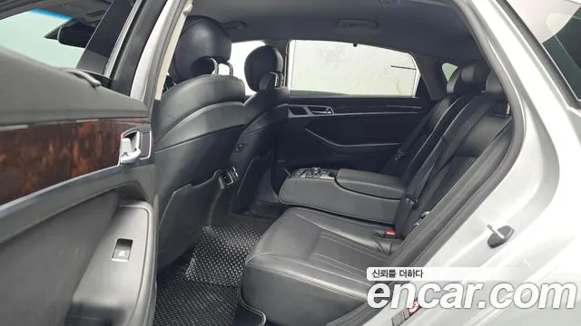 Hyundai Genesis 2016 — фото 12