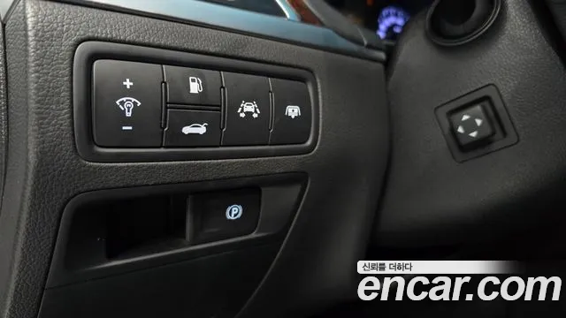 Hyundai Genesis 2016 — фото 14
