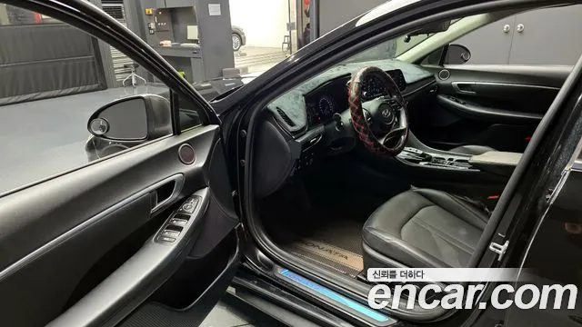 Hyundai Sonata 2021 — фото 10
