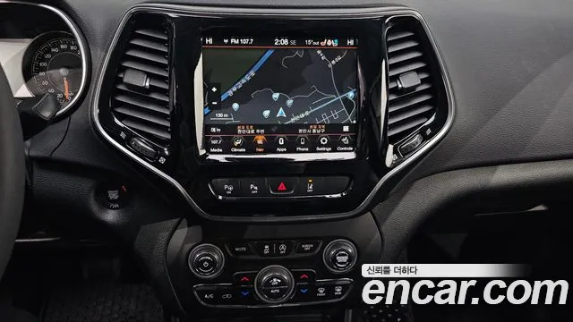 Jeep Cherokee 2022 — фото 15