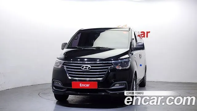 Hyundai Starex 2019 — фото 3