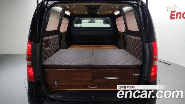 Hyundai Starex 2019 — фото 20