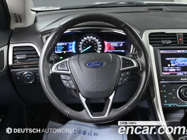 Ford Fusion 2013 — фото 13