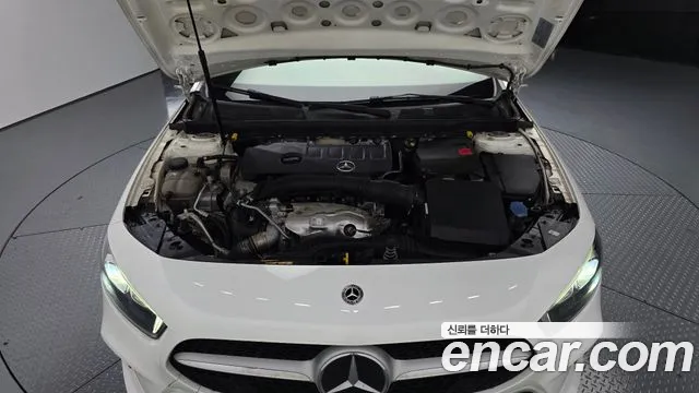 Mercedes-Benz A-Class 2020 — фото 6
