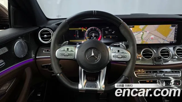 Mercedes-Benz E-Class 2019 — фото 13