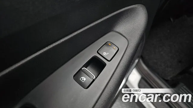 Hyundai Santafe 2022 — фото 19