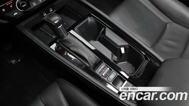 Honda Accord 2023 — фото 9