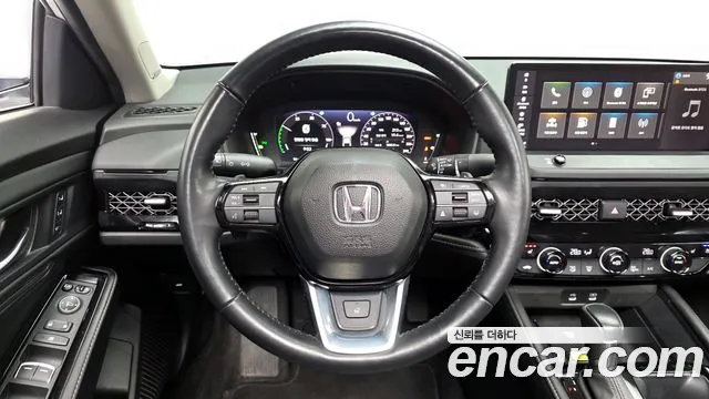 Honda Accord 2023 — фото 13