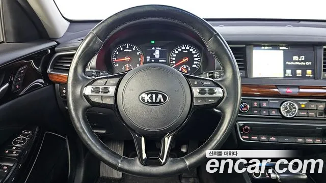 Kia K7 2016 — фото 14