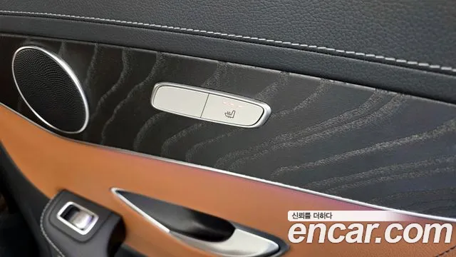 Mercedes-Benz GLC-Class 2023 — фото 18