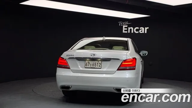 Hyundai Equus 2014 — фото 4