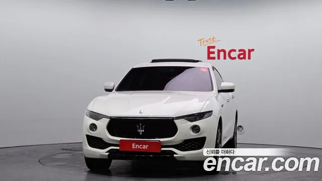 Maserati Levante 2017 — фото 3