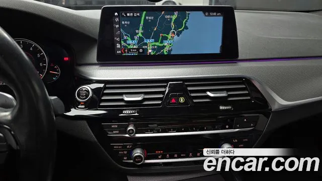 BMW 5-Series 2017 — фото 16