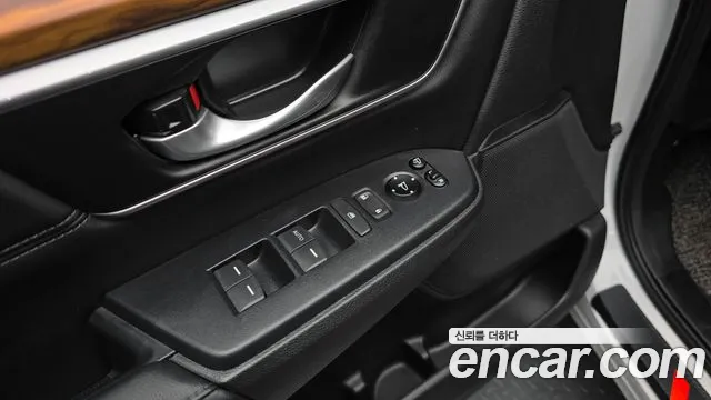 Honda CR-V 2019 — фото 16