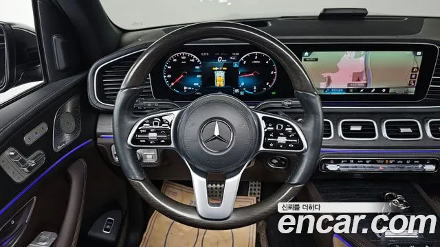 Mercedes-Benz GLS-Class 2023 — фото 15