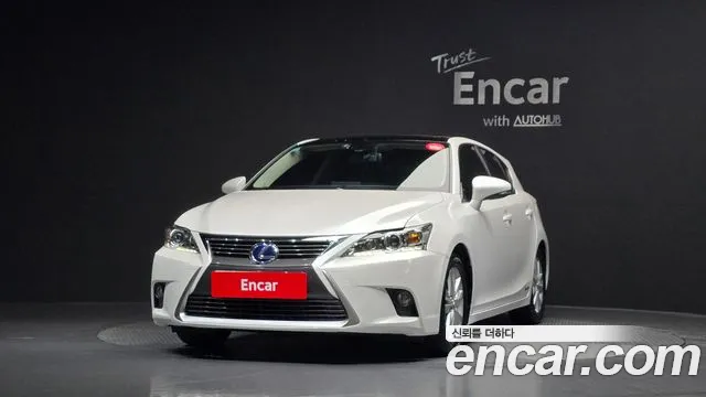Lexus CT200h 2016 — фото 3