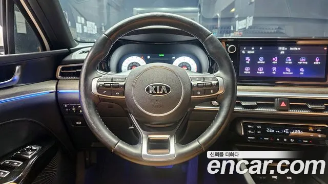 Kia K5 2021 — фото 14