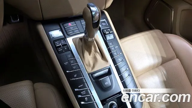 Porsche Macan 2015 — фото 9