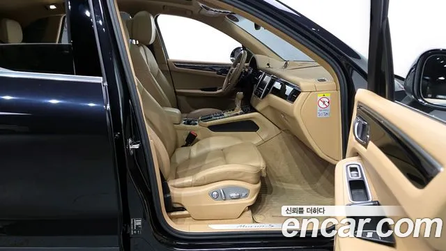 Porsche Macan 2015 — фото 11