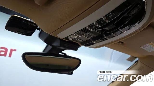 Porsche Macan 2015 — фото 16