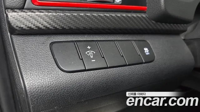 Hyundai AVANTE 2016 — фото 14