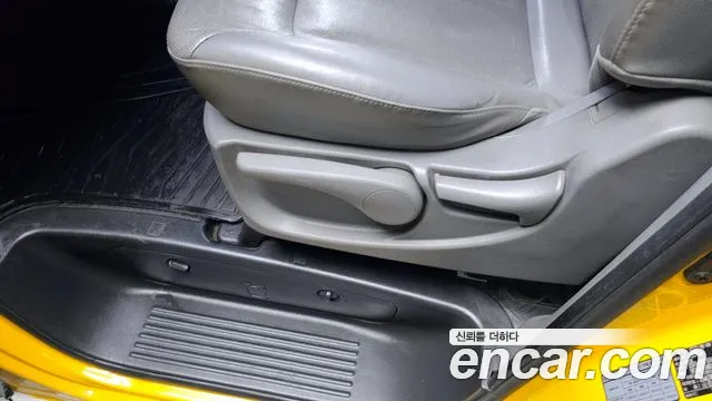 Hyundai Starex 2015 — фото 18